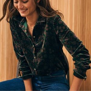 ✂️FAHERTY Genevieve Shirt Green Floral Velvet Button Up